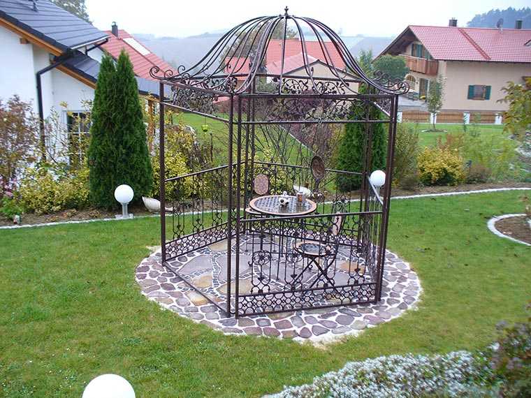 Porphyr-Rundlinge-halbiert